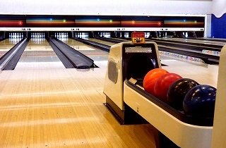 ボーリング場の夢占い