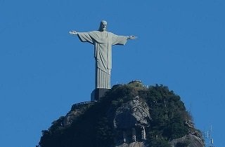 巨大キリスト像の夢占い