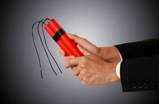 爆弾・火薬・ダイナマイトの夢占い