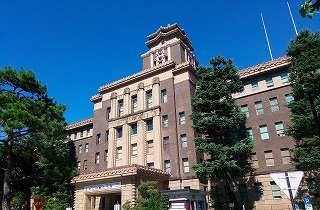 市役所・町役場・村役場の夢占い