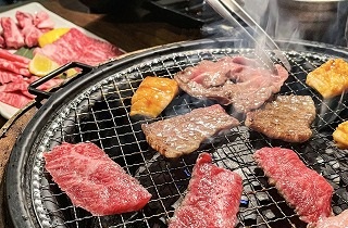 焼肉・バーベキューの夢占い
